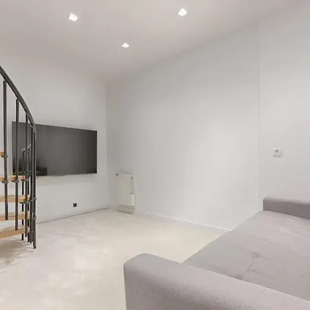 Montparnasse - Modern & Renovated 3bd For 8 Guests Apartment Paris